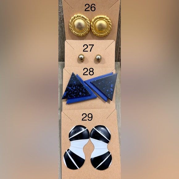 Vintage Earrings EACH SOLD SEPARATELY - Picture 8 of 13